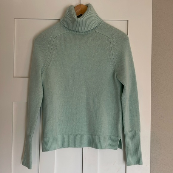 J. Crew Sweaters - *SOLD* J. Crew Cashmere & Wool Turtleneck Sweater, Extra-Small, Mint Green